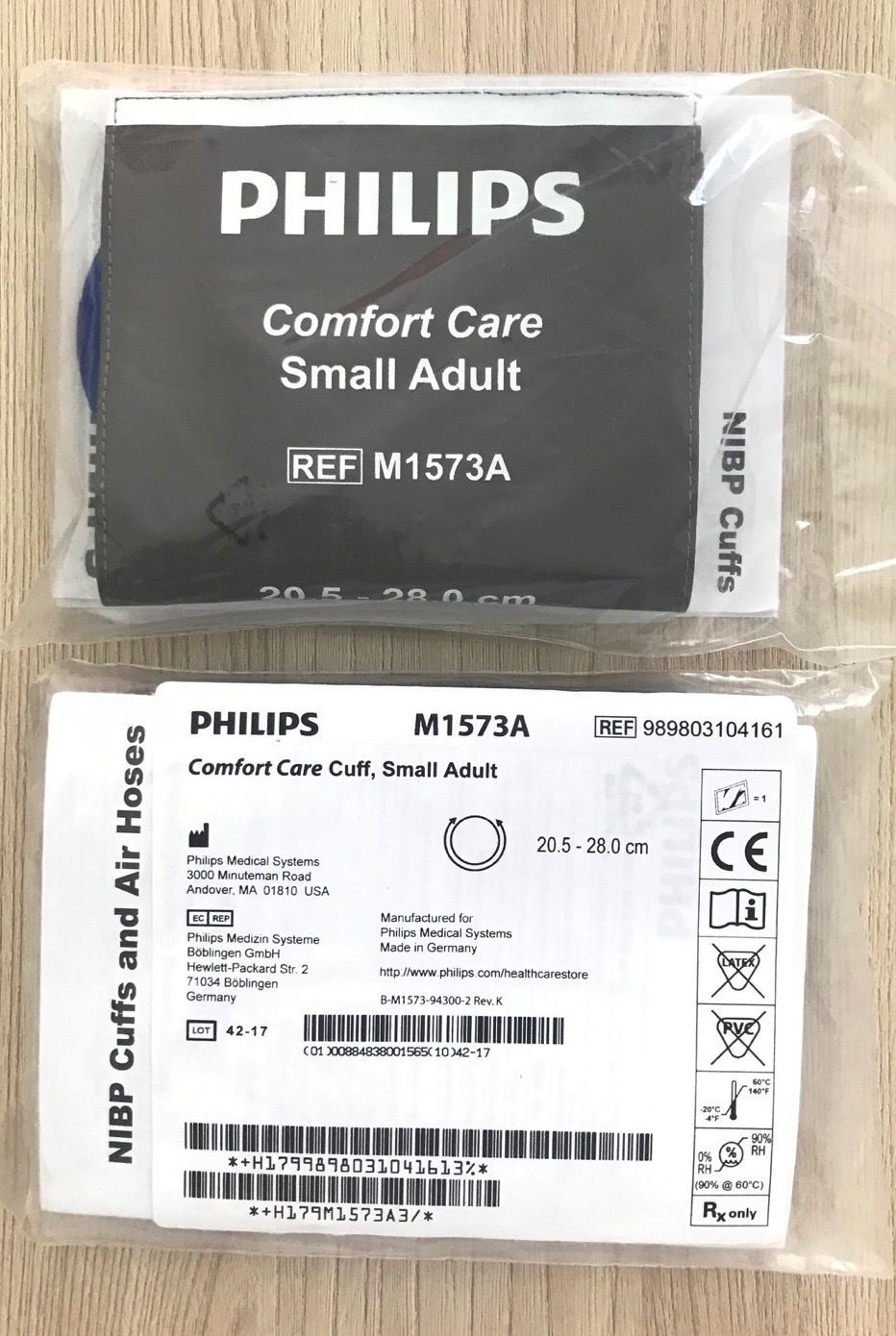 Philips M1573A Comfort Care Cuff Small Adult 20.5-28 cm_ผ้าพันแขนวัดความดันฟิลิปส์  Philips M1573A สำหรับผู้ใหญ่ตัวเล็ก