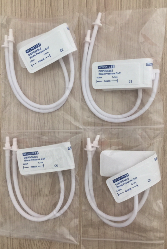 NIBP Disposable Cuff Neonate size No.2 duo tube with connector_คัพผ้าวัดความดันสำหรับทารกแบบสายคู่เบอร์ 2