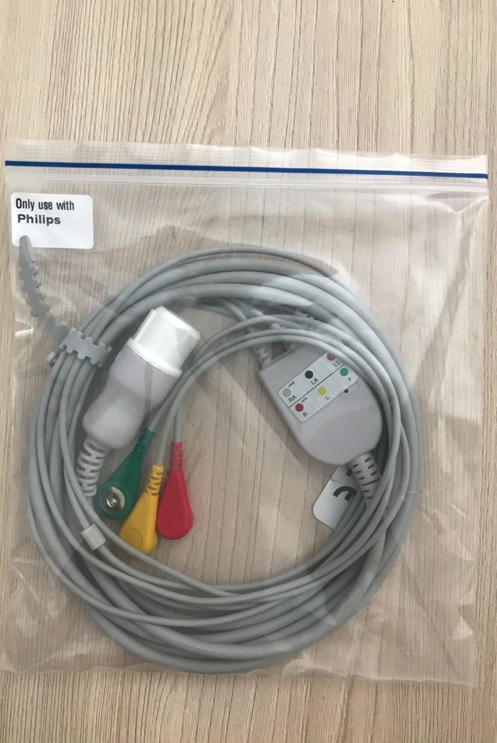 ECG Cable 3 Lead Snap IEC for Patient Monitor Philips_สายอีซีจีเคเบิ้ลแบบ 3 ลีดปลายกระดุมเครื่องมอนิเตอร์ผู้ป่วยฟิลิปส์
