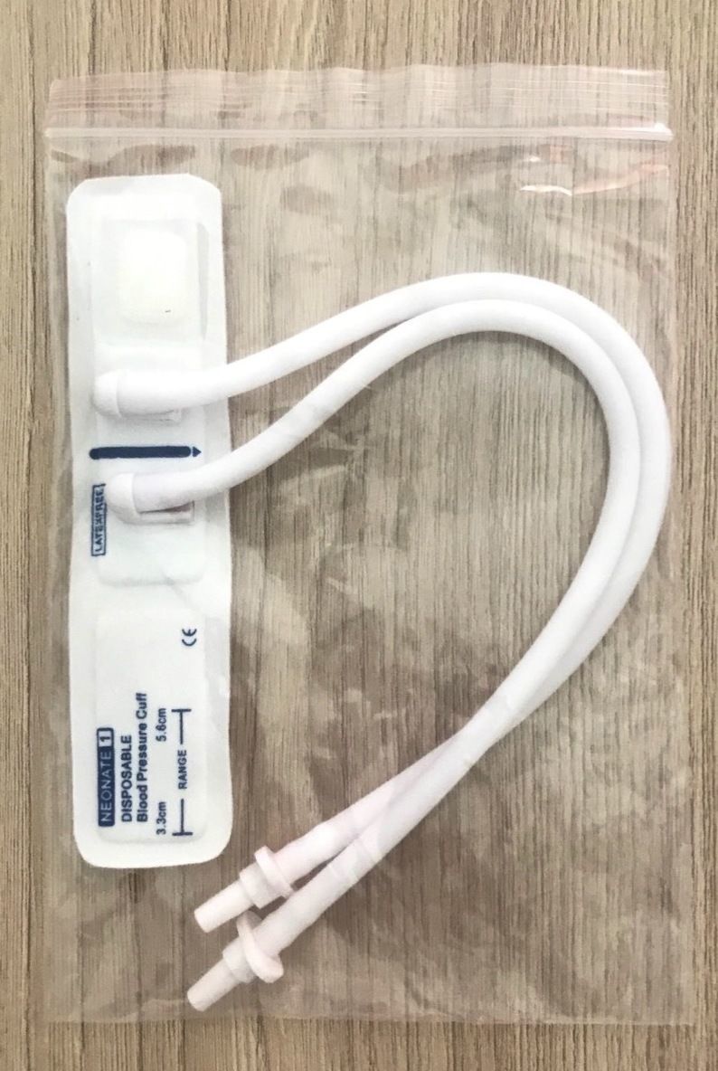 Disposable NIBP Cuff Neonate No.1 dual tube_ผ้าพันแขนวัดความดันทารกแบบผ้ายางขาวเบอร์ 1 สายยางคู่